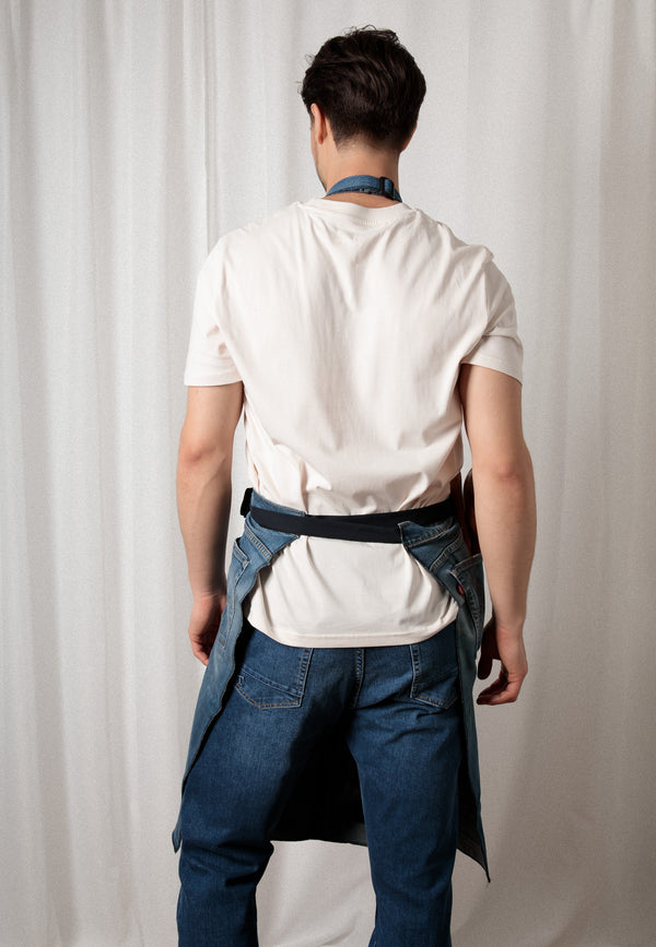 SCHÜGGE | Nachhaltige Upcycling Schürze aus alten Jeans