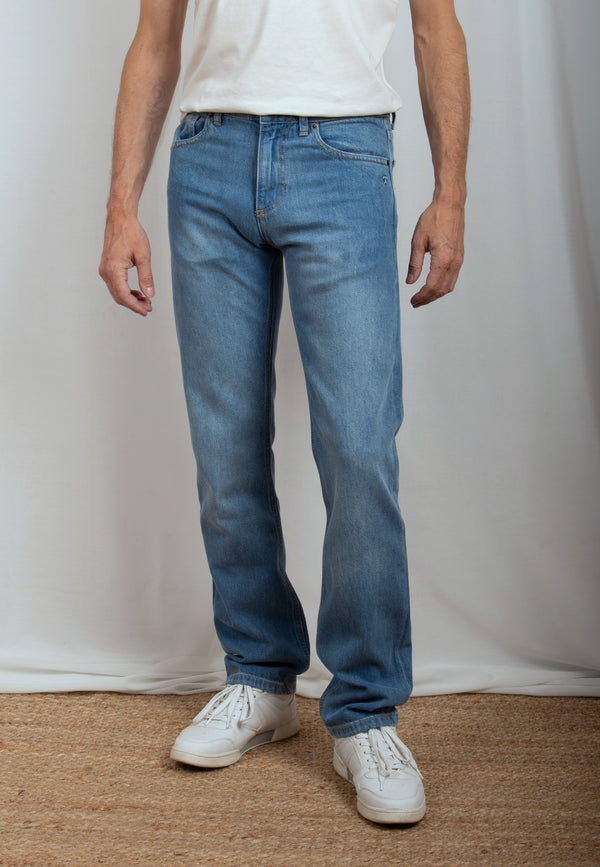 Nachhaltige Straight Fit Herrenjeans aus 100% Bio-Denim in Mid Indigo