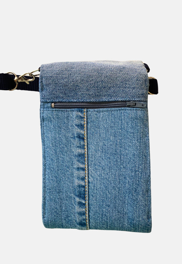 ULF | Nachhaltige Umhängetasche mit Fächern aus Upcycling Denim