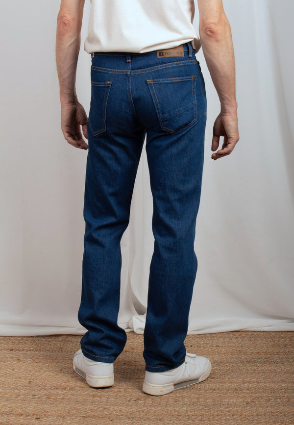 Nachhaltige Straight Fit Herren-Jeans aus 100% Bio-Denim in Dark Indigo