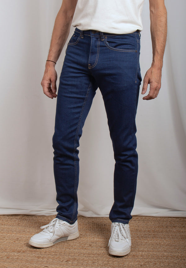 BENNY | Nachhaltige Slim Fit Herrenjeans aus Bio-Denim in Dark Wash