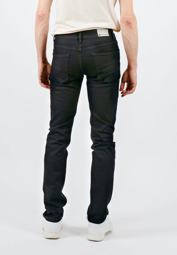 BENNY | Nachhaltige Slim Fit Herrenjeans aus Bio-Denim in Schwarz