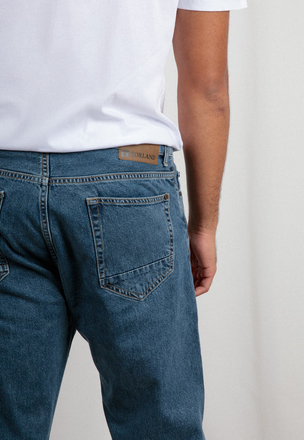 SVEN - Nachhaltige Straight Fit Herrenjeans aus 100% Bio-Denim in Mid Indigo - neue Kollektion